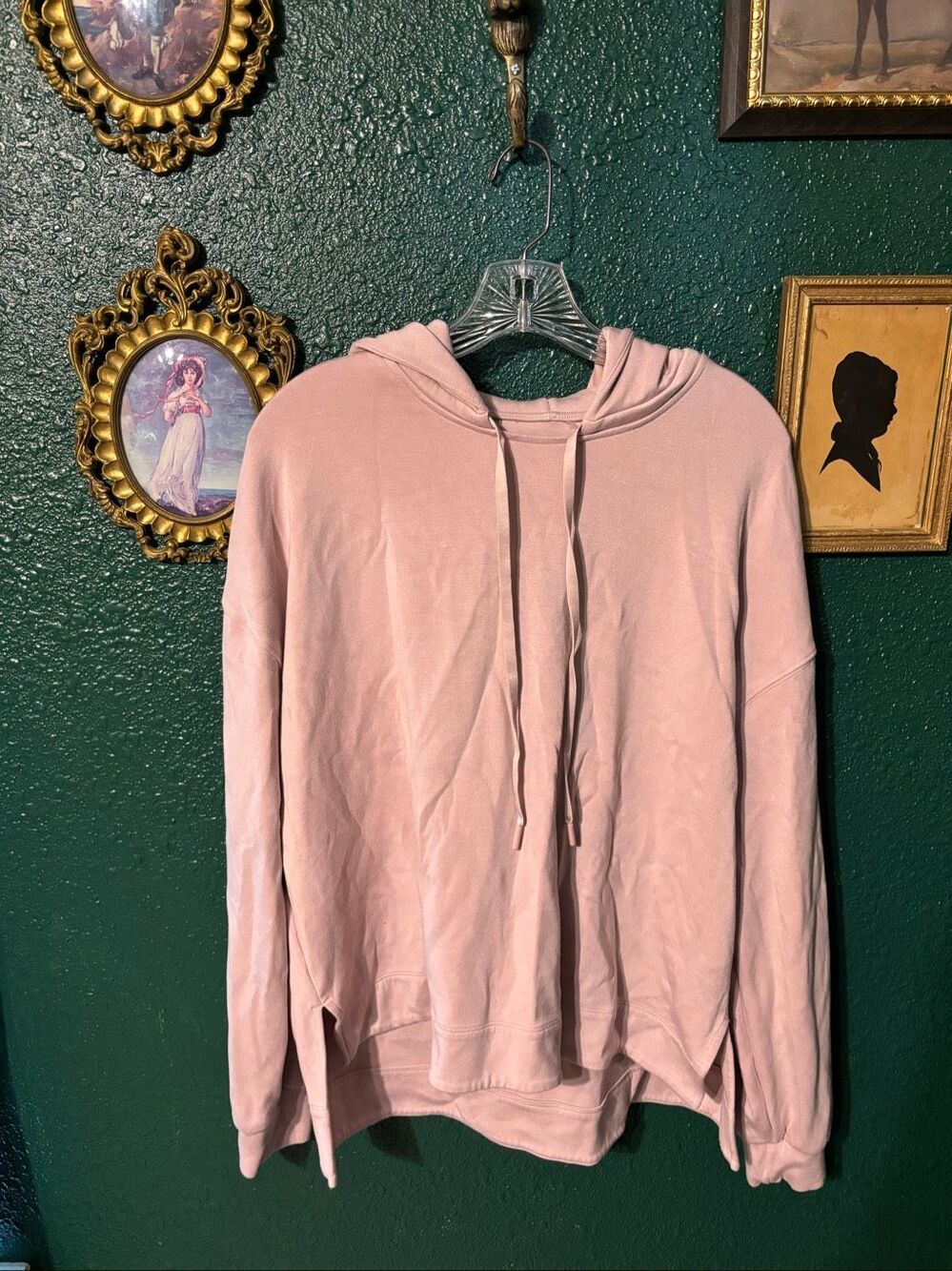 Travis Mathew’s Women’s Skyloft Hoodie Pink Sz XL Golf